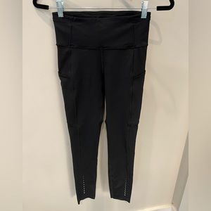 Lululemon Black Cropped Legging with Pockets